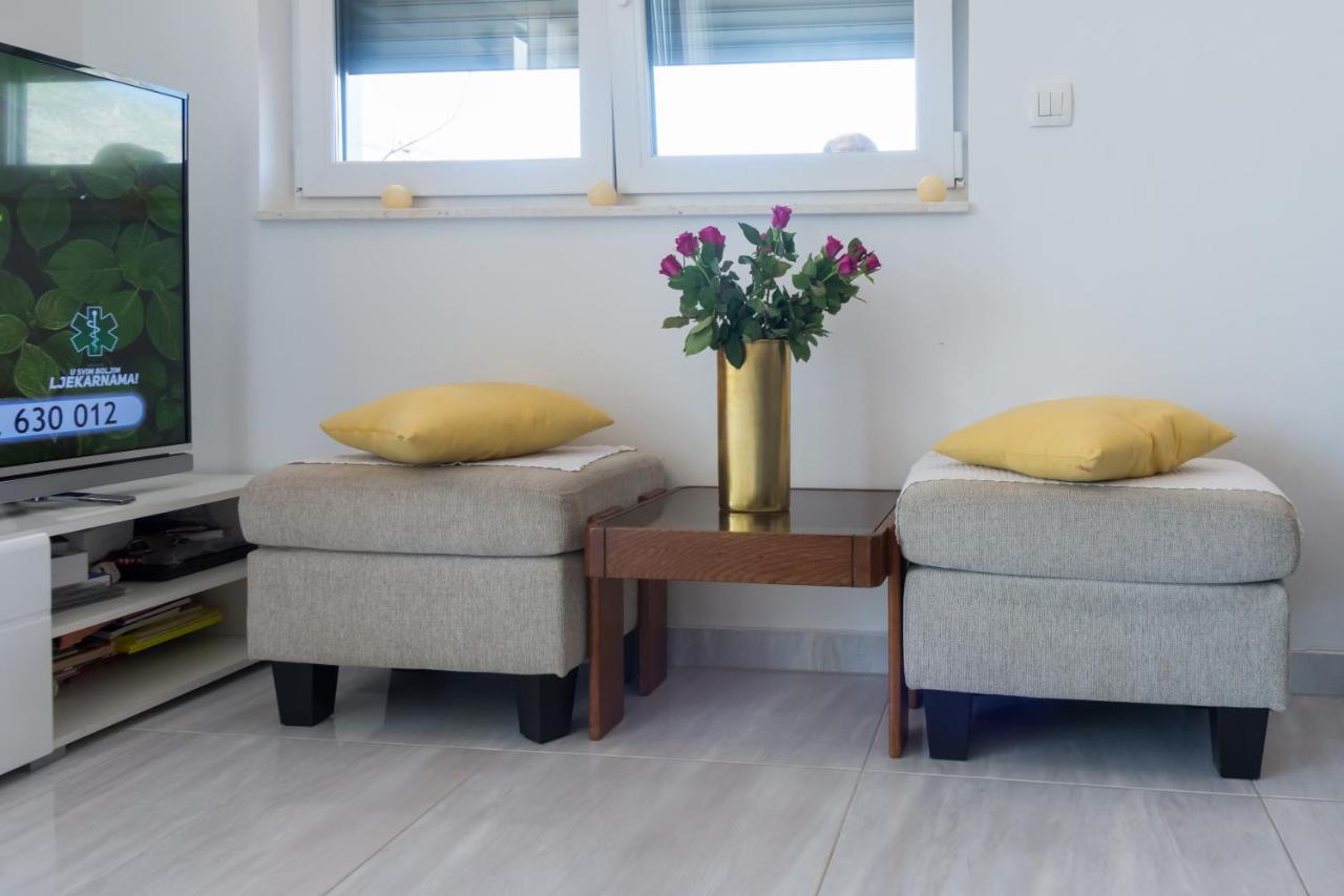 Judita Trogir Bagian luar foto