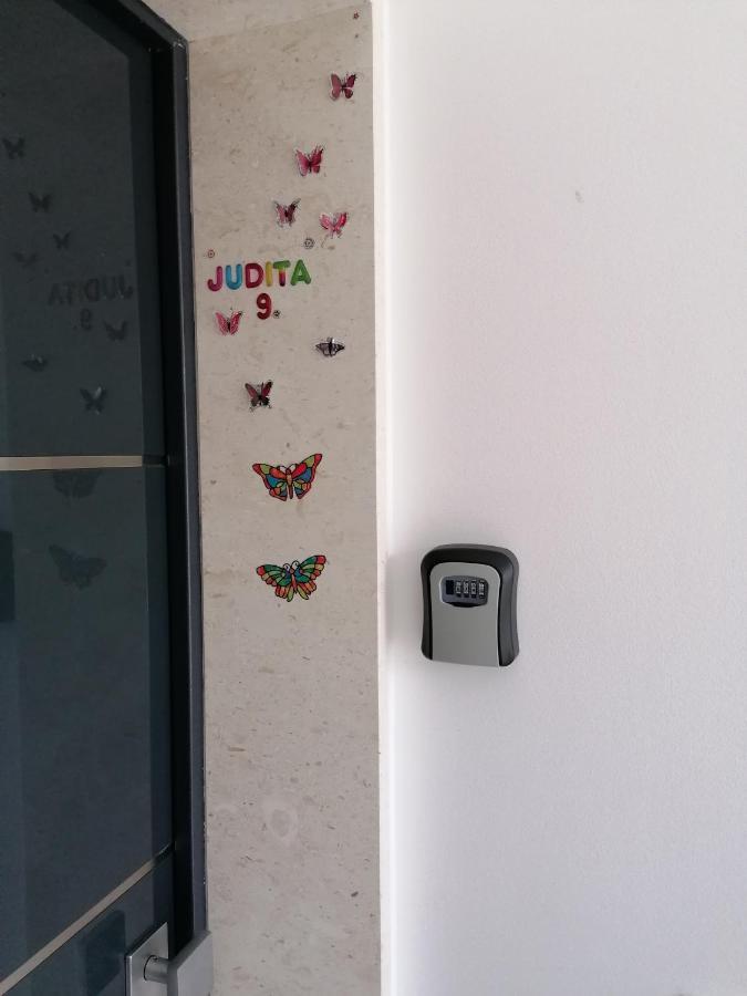 Judita Trogir Bagian luar foto